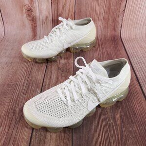 Nike Air Mens Size 9 Vapormax Flyknit White Christmas Sneakers 849558-100